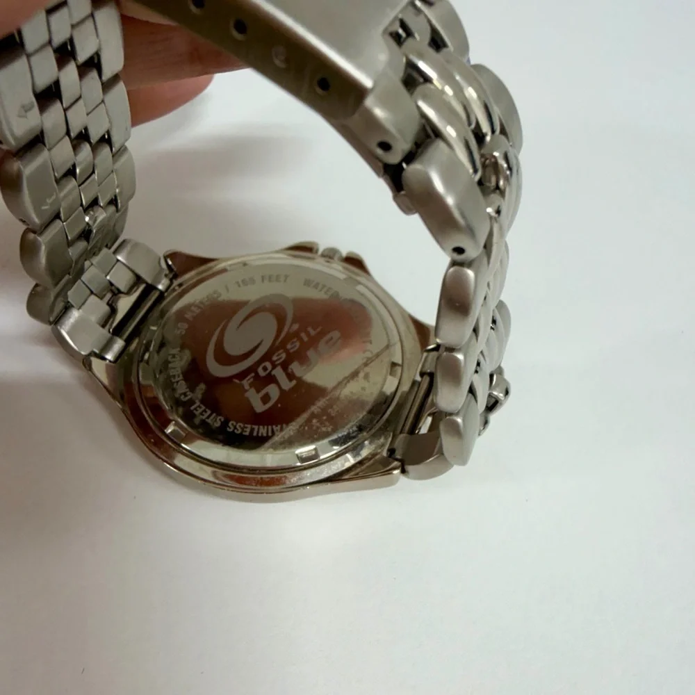 Fossil stylish timeless